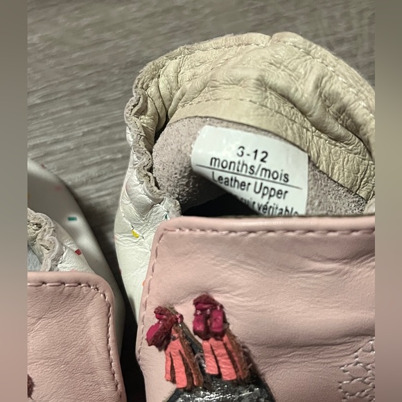 Robeez Reach for the Stars Soft Soles 3-12 months baby-toddler shoe- like new - Picture 2 of 2